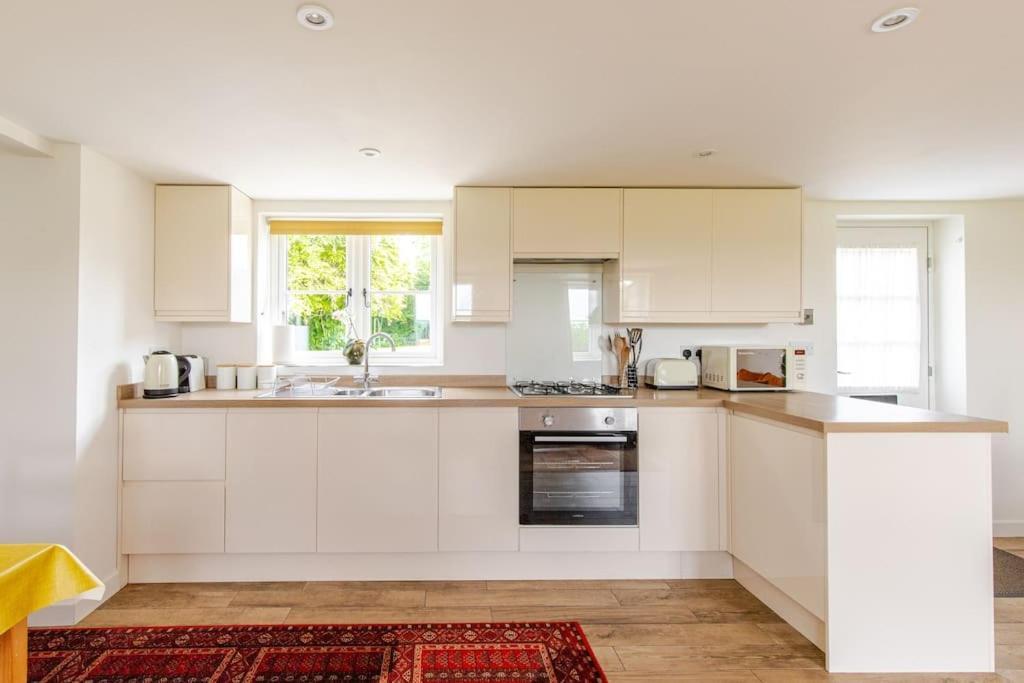 Lovely Kent Cottage With Rural Medway Views Tonbridge Bagian luar foto